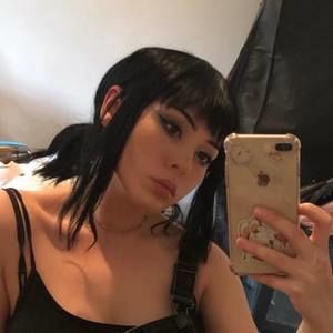 Meet your Posher, Serena